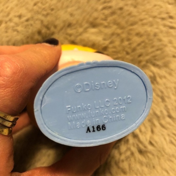 funko Cinderella 2012 Disney Vinyl Figurine Figure - Picture 3 of 3